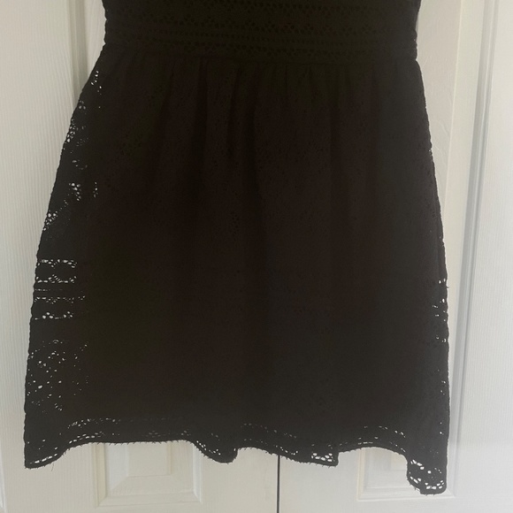 H&M Fit and Flare Black Sleeveless Lace-Design Dress, Size Small - Picture 12 of 13